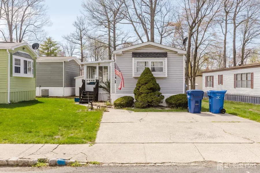 -37 Emerson Road, North Brunswick, NJ 08902 - #2