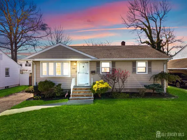 -246 E Henry Place E, Iselin, NJ 08830