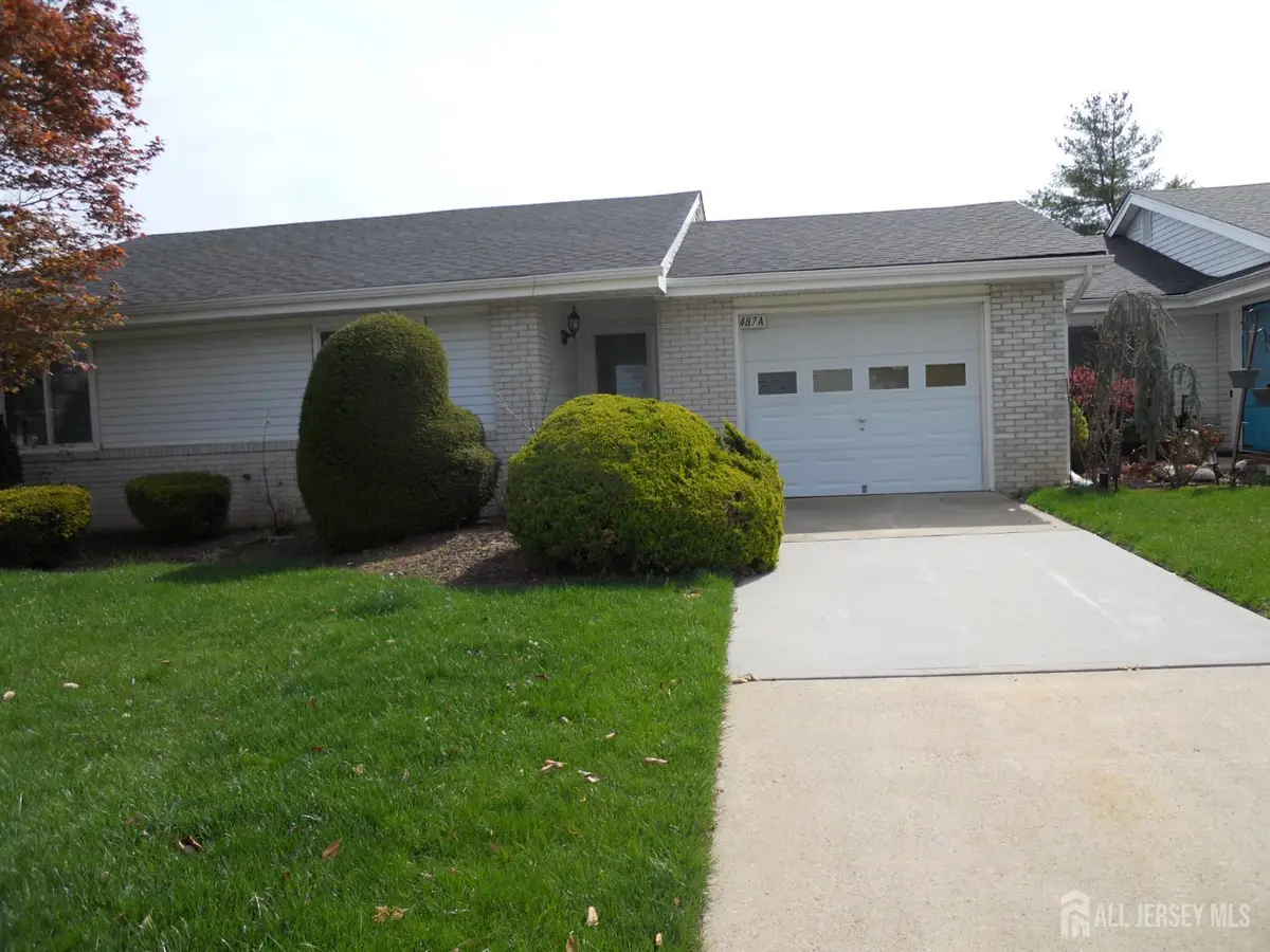 -487-A Grandin Road, Monroe, NJ 08831 - #1