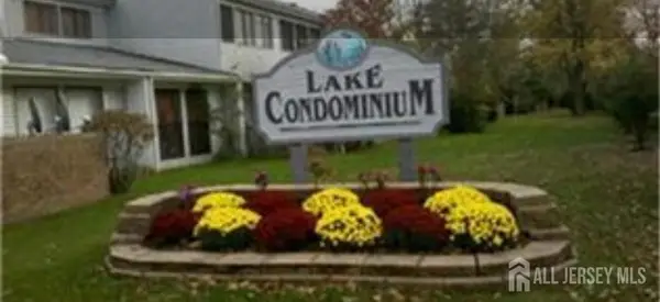 -3 Twin River Drive #K, Hightstown, NJ 08520