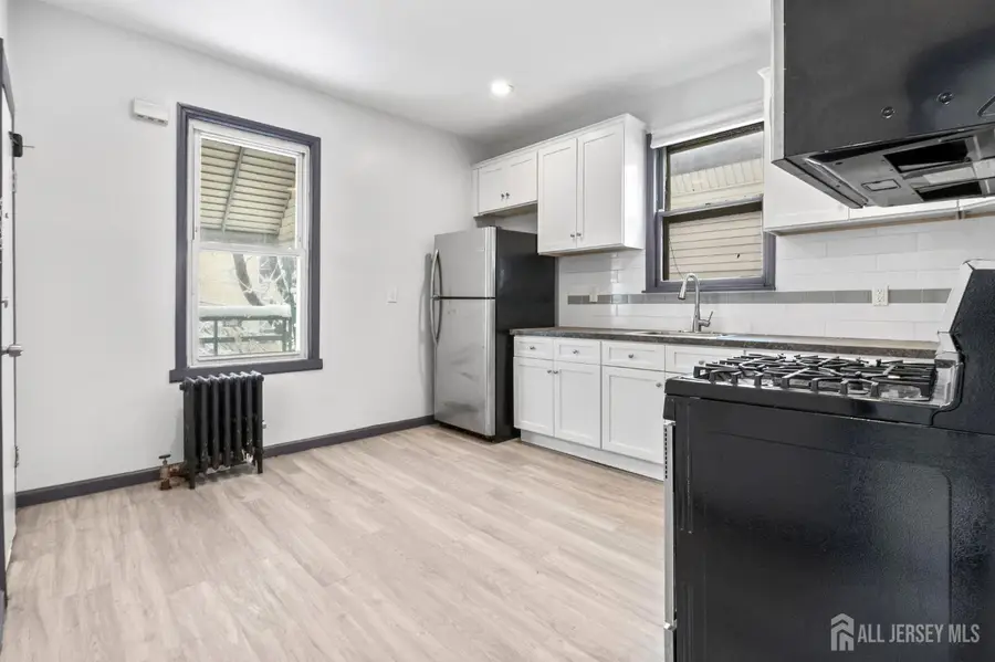 -211 N 13th Street, Newark, NJ 07107 - #3