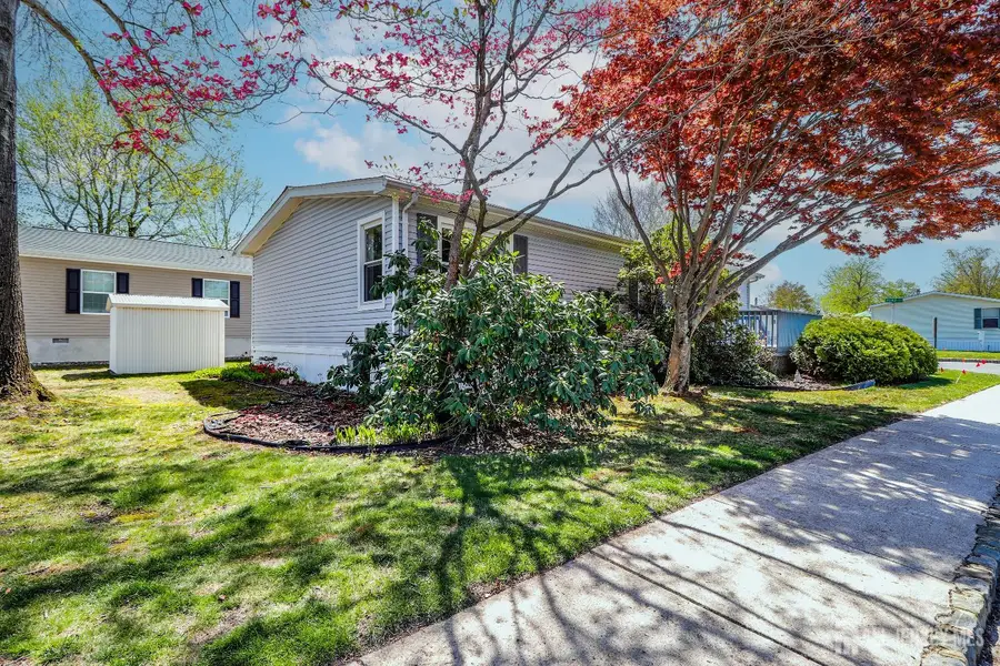 -334 Pond Court, Spotswood, NJ 08884 - #3