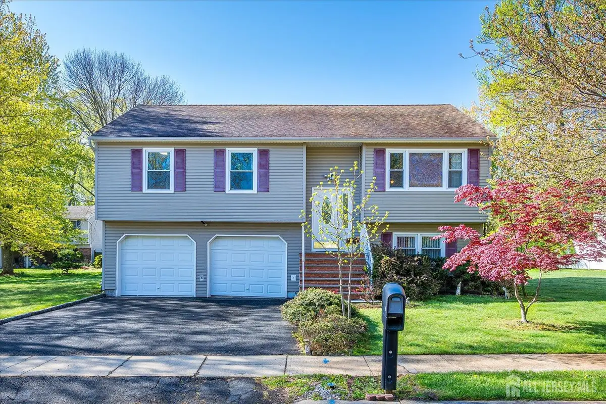 -6 Sussex Court, Edison, NJ 08820 - #1