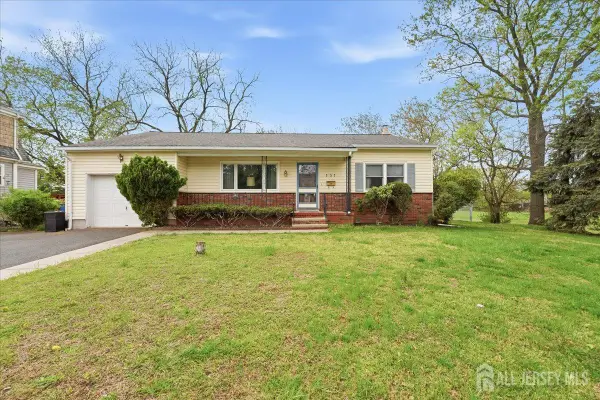 -131 Maple Place, South Plainfield, NJ 07080