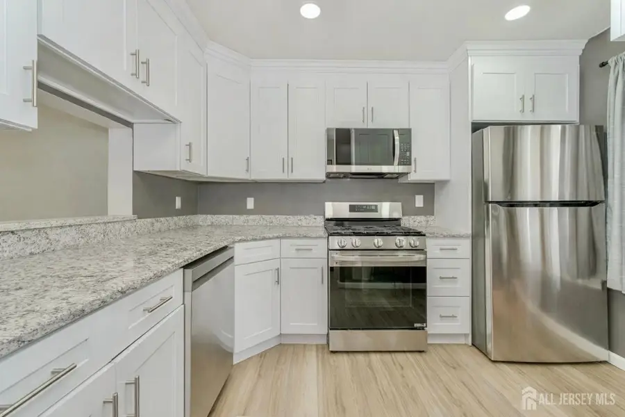 -301 Palombi Court, East Brunswick, NJ 08816 - #3
