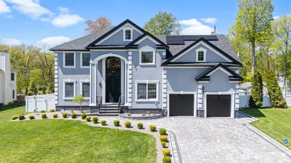 -104 Autumn Road, Old Bridge, NJ 07747