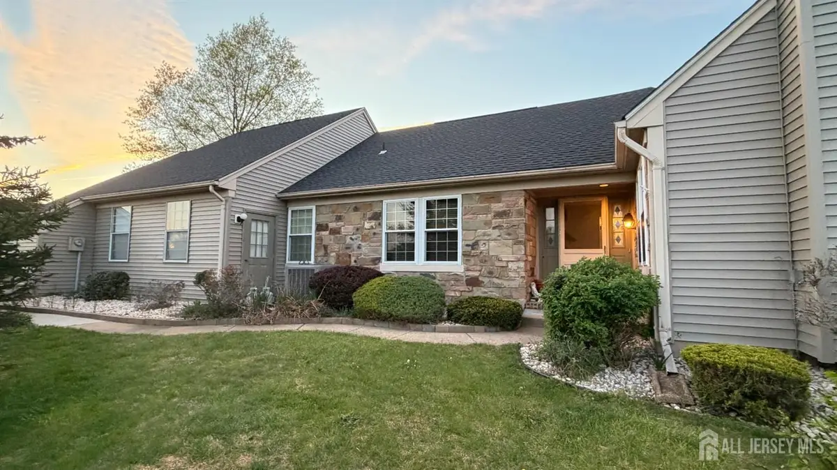 -3 William Penn Court, Monroe, NJ 08831 - #1