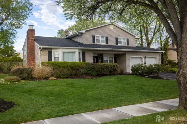 -4 Wilmot Road, Sayreville, NJ 08872