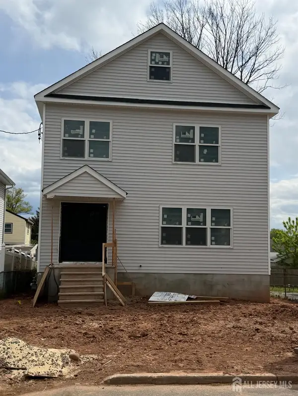 -25 Fiat Avenue, Iselin, NJ 08830