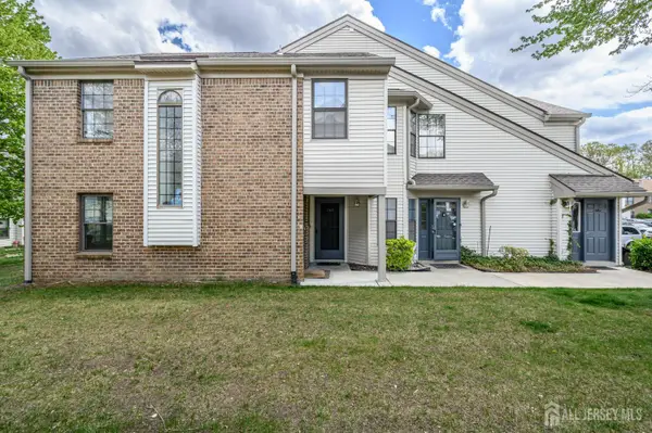 -2302 Bayhead Drive, Sayreville, NJ 08859