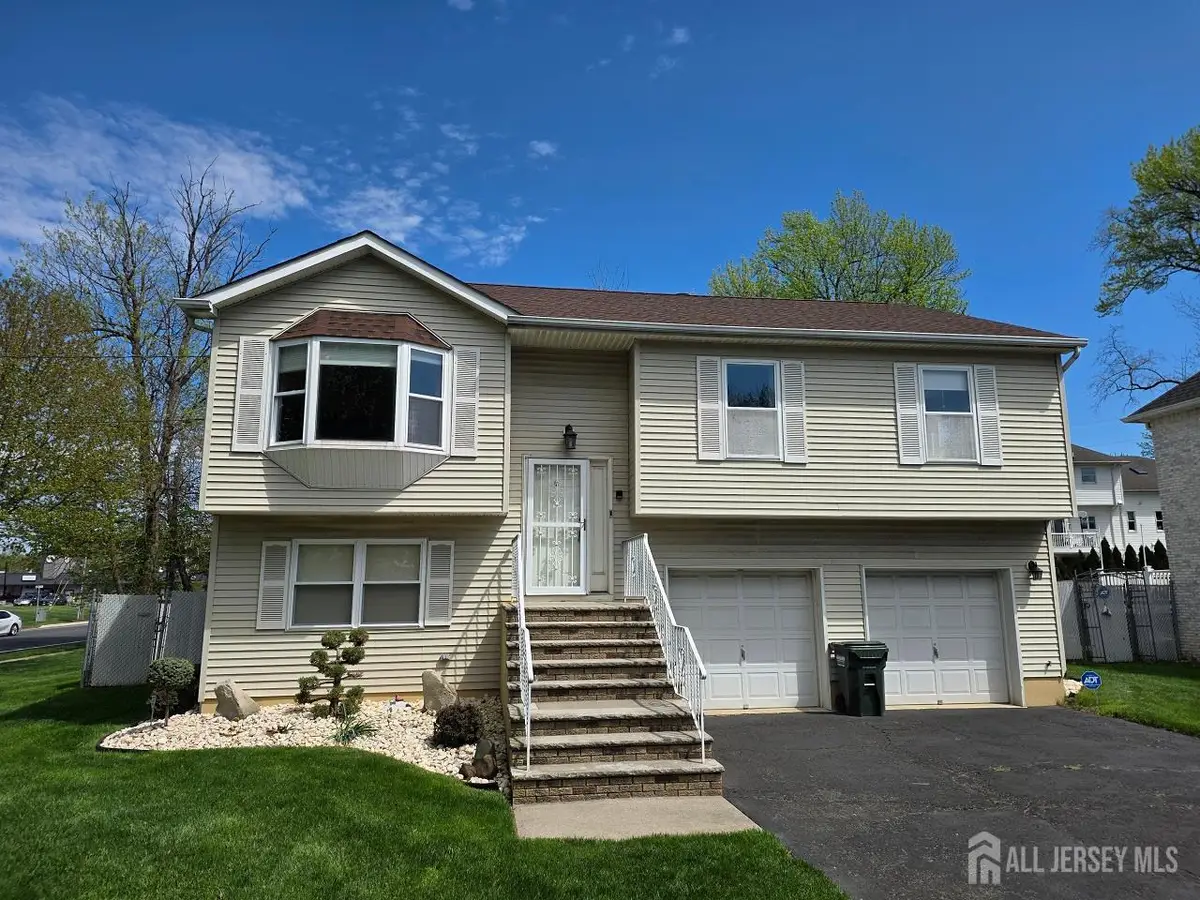 -1 Wakefield Drive, Edison, NJ 08820 - #1