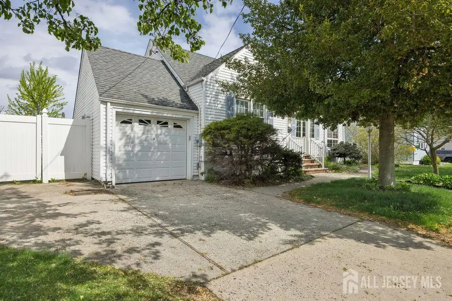 -190 Parker Street, Sayreville, NJ 08879 - #2