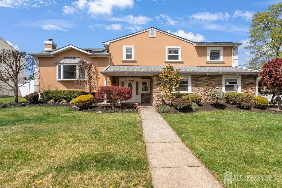 -95 E Calvert Avenue, Edison, NJ 08820 - #1