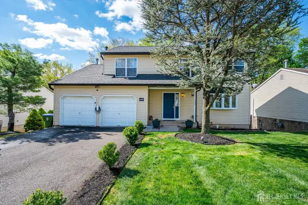 -122 Dewolfe Street, Edison, NJ 08817