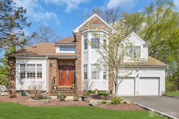 -51 Oakland Road, Old Bridge, NJ 08857