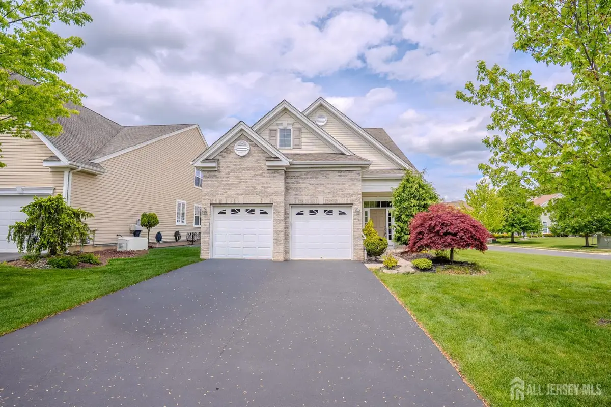-2 Diamond Spring Drive, Monroe, NJ 08831 - #1