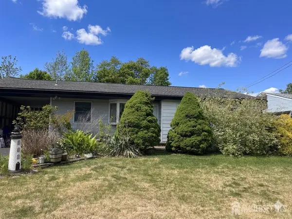 -11 Purdue Road, Old Bridge, NJ 08859