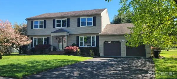 -14 Dov Place, South Brunswick, NJ 08824