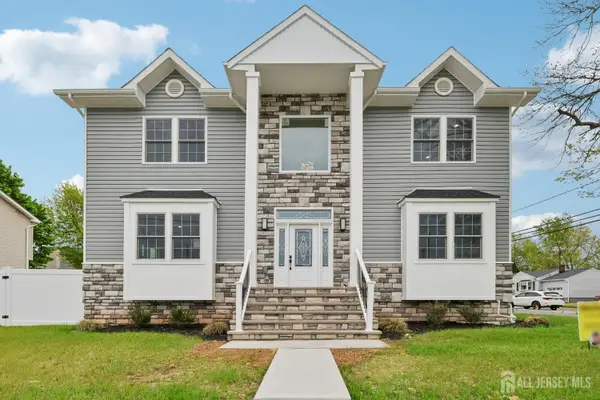 -239 Suttons Lane, Edison, NJ 08817