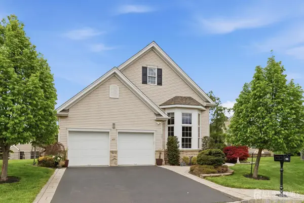 -11 Burr Place, Franklin Twsp, NJ 08873