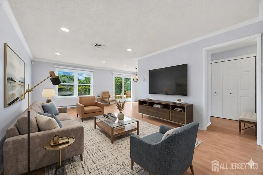 -81-B Banyan Plaza, Monroe, NJ 08831 - #3