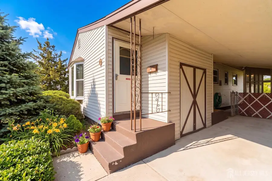 -94 Boulevard W, Laurence Harbor, NJ 07735 - #2