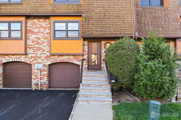 -1705 Merrywood Drive, Edison, NJ 08817