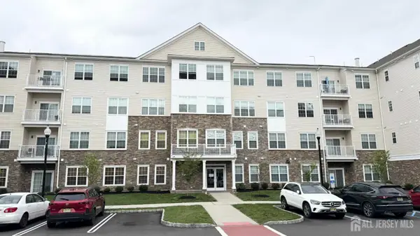 -542 Lorhan Drive, Piscataway, NJ 08854
