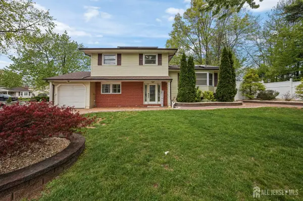 -1351 Suwanee Drive, North Brunswick, NJ 08902