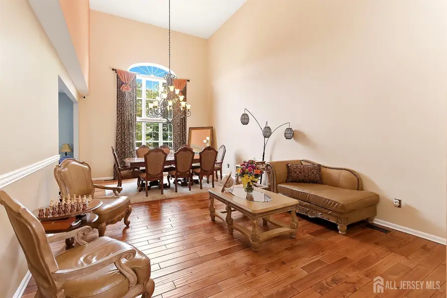 -181 Glenwood Avenue, Burlington, NJ 08016 - #2