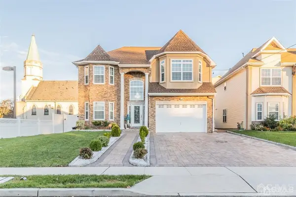-66 S Whittier Street, Carteret, NJ 07008