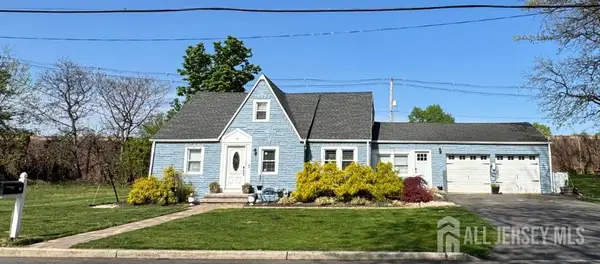 -14 Madison Avenue, Old Bridge, NJ 08857