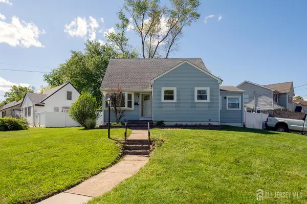 -24 Old Stage Road, East Brunswick, NJ 08816