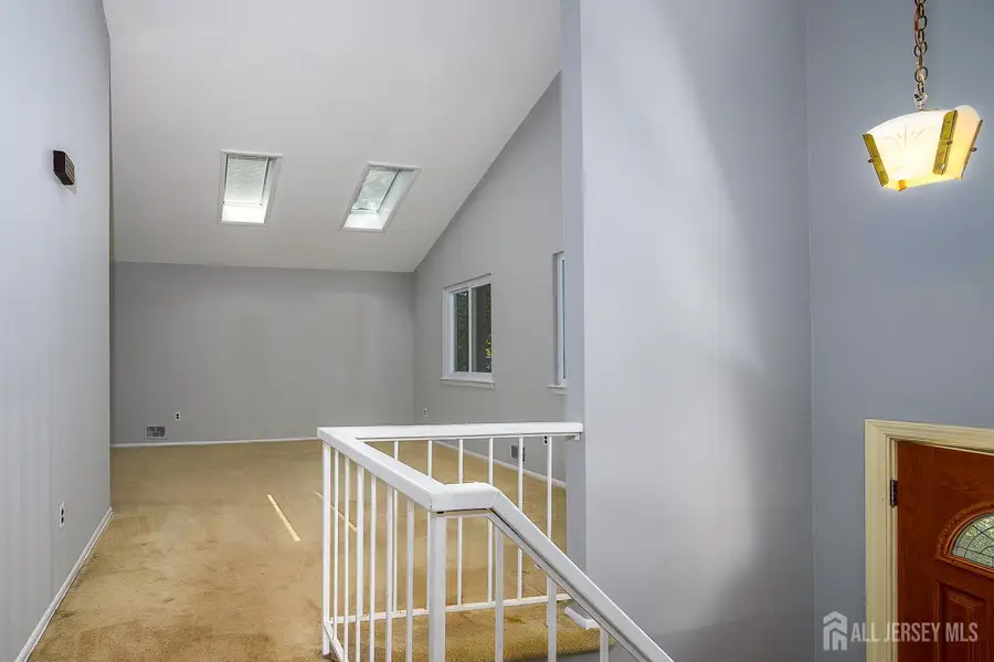 -4 Donner Court, Monmouth Junction, NJ 08852 - #3