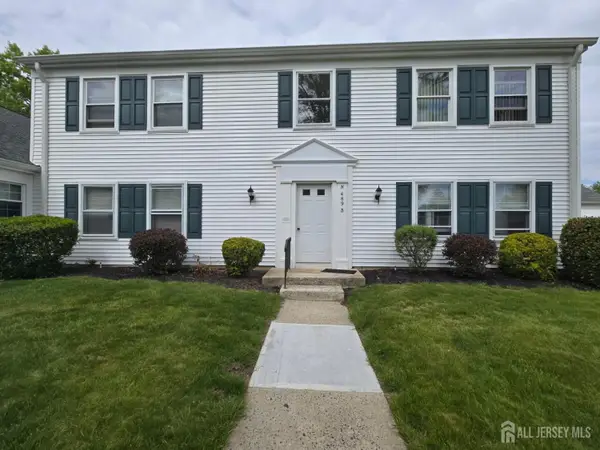 -489 New Haven Way #B, Monroe, NJ 08831