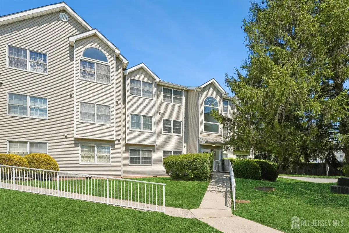-911 Edpas Road, New Brunswick, NJ 08901 - #1
