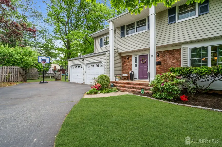 -52 Eileen Way, Edison, NJ 08837 - #3