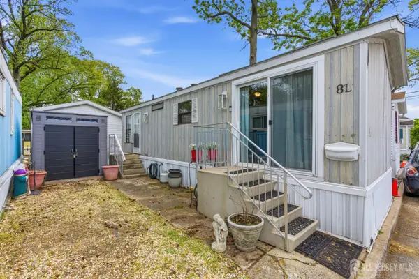-2505 Woodbridge Avenue #8L, Edison, NJ 08817