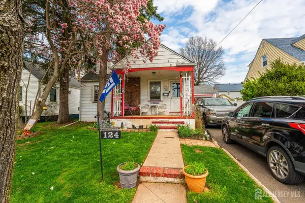 -124 W 10th Avenue, Roselle, NJ 07203