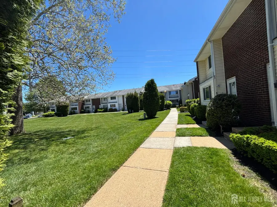 -9 Quincy Circle #S, South Brunswick, NJ 08810 - #3