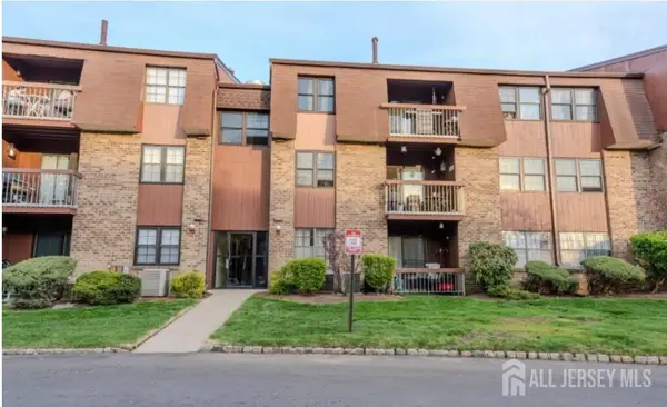 -200 Sierra Court #B, Middlesex, NJ 07095
