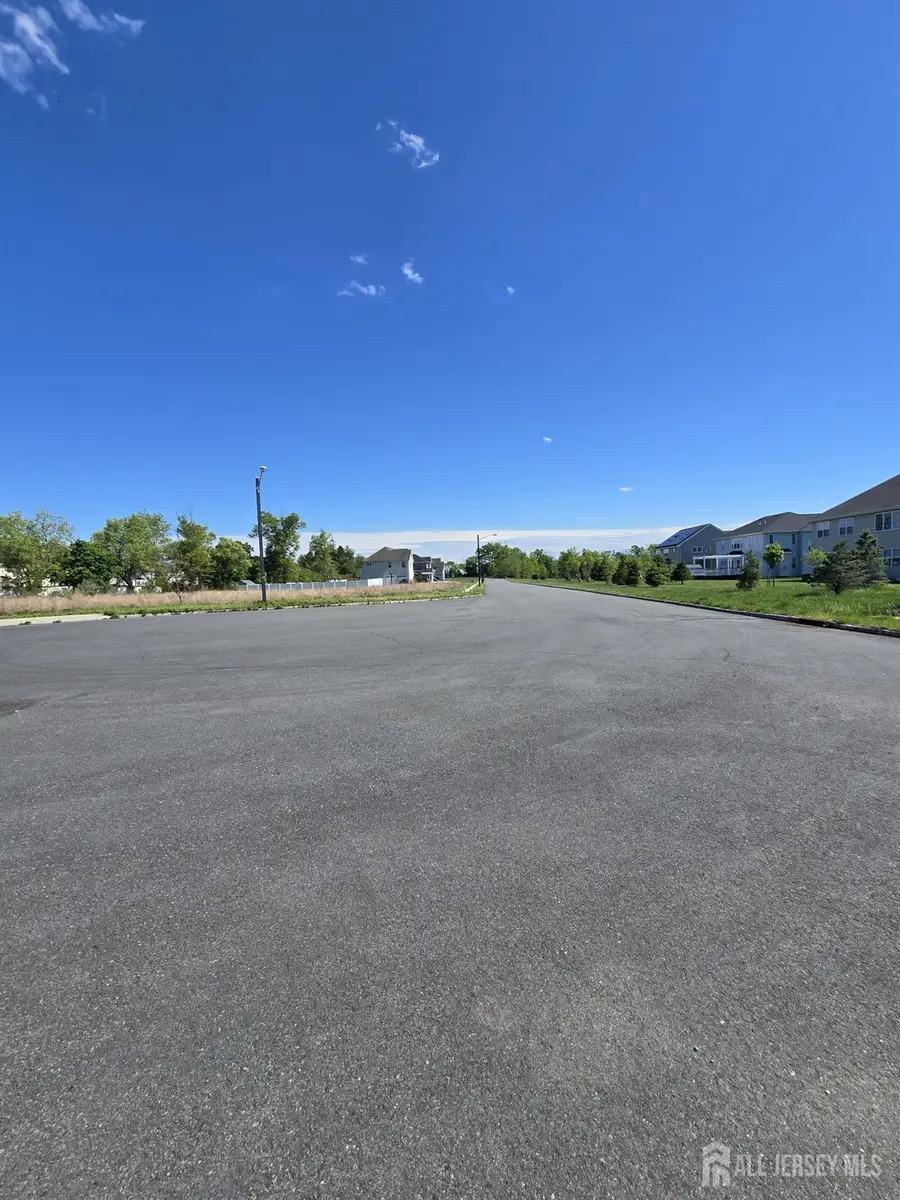 -18 Interlaken Road, Monmouth Junction, NJ 08852 - #2