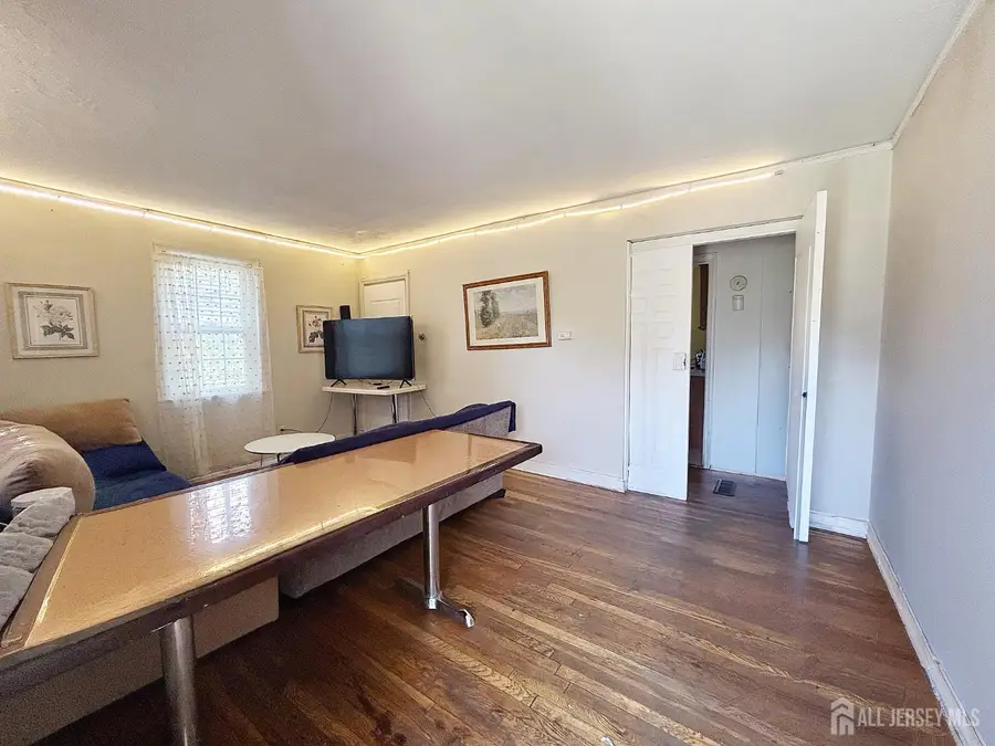 -116 Montrose Avenue, South Plainfield, NJ 07080 - #2