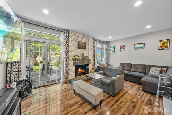 -12 Borelle Square, Sayreville, NJ 08859