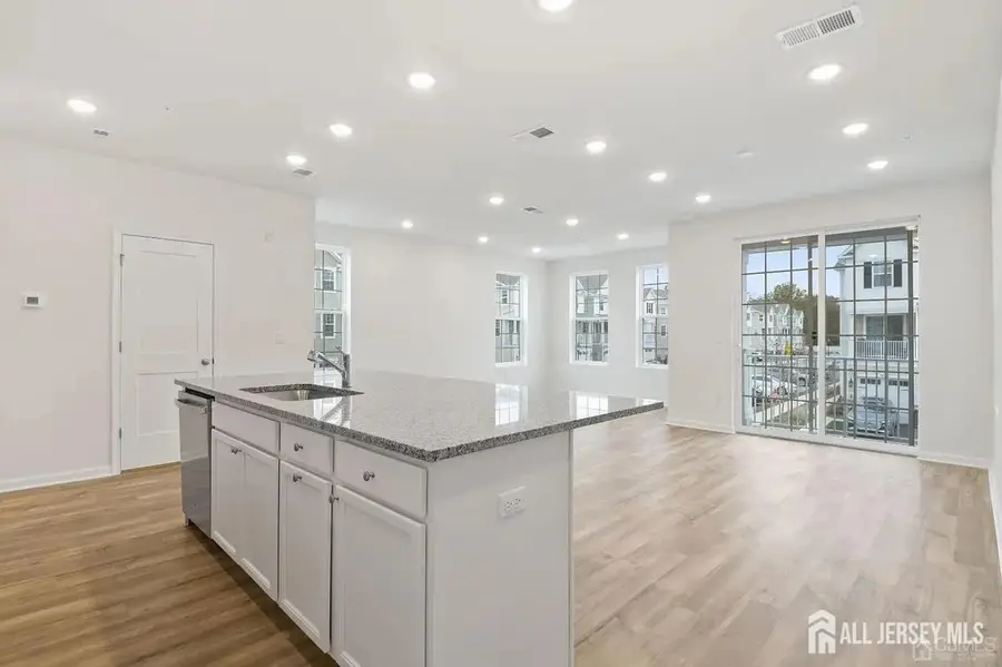 -735 Station Road, Dunellen, NJ 08812 - #2