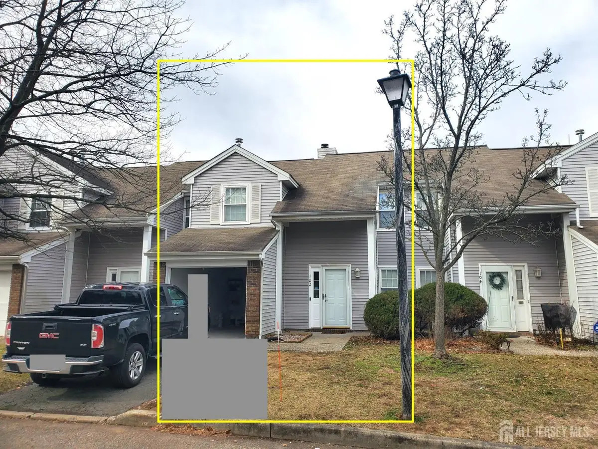 -102 Lawrence Lane #28, New Brunswick, NJ 08901 - #1