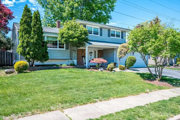 -27 Eileen Way, Edison, NJ 08837