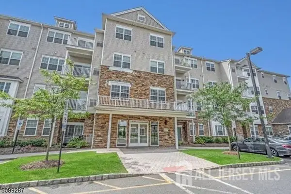 -336 Pond Lane, Piscataway, NJ 08854