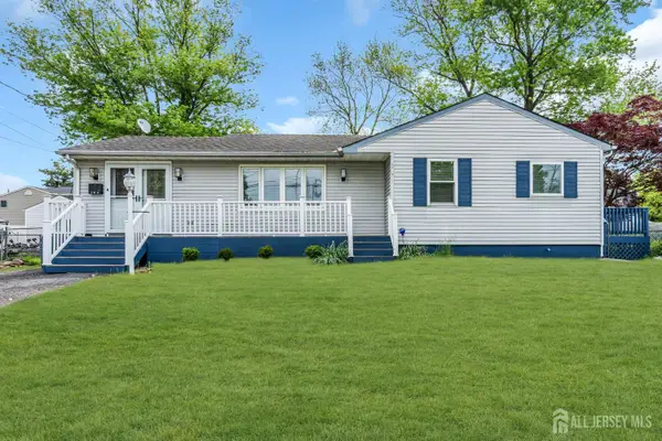 -209 Ridge Avenue, Middletown, NJ 07718