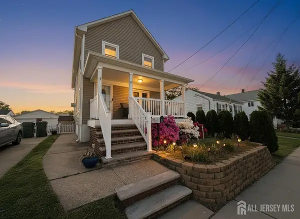 -37 Boehmhurst Avenue, Sayreville, NJ 08872